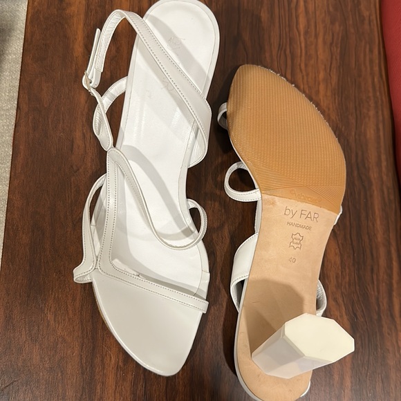 Brand New by FAR Brigette Optic White Leather Sandals - Picture 2 of 5